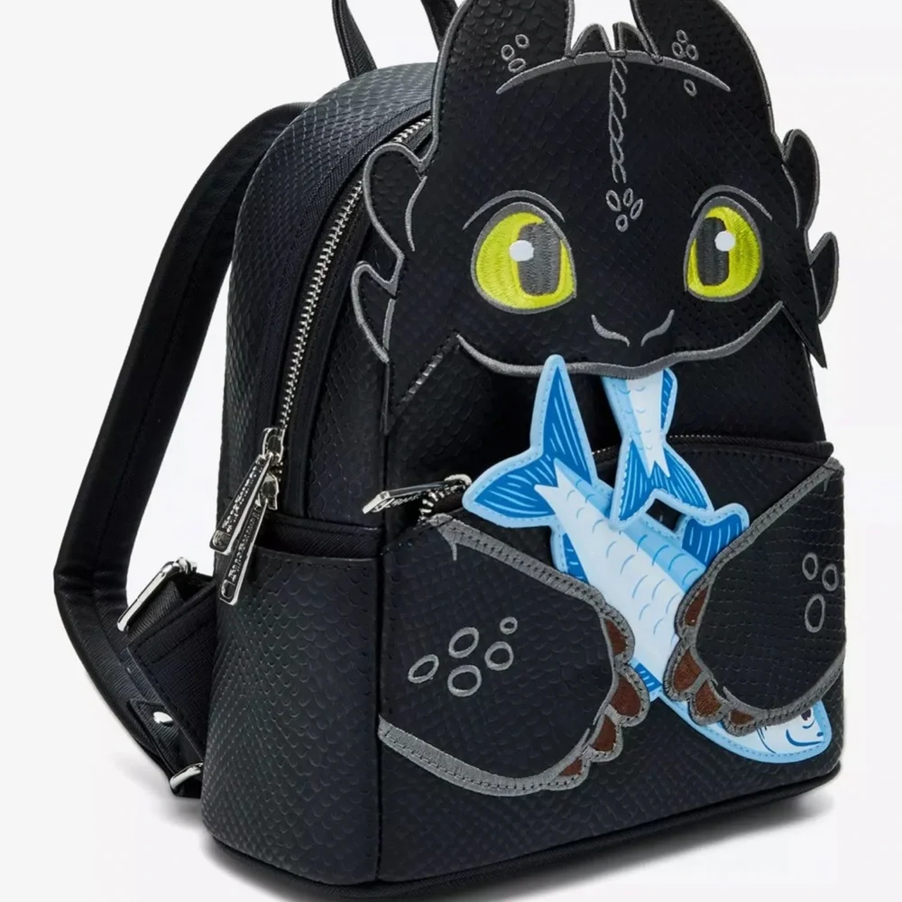 Loungefly DreamWorks How to Train Your Dragon Toothless & Fish Set
